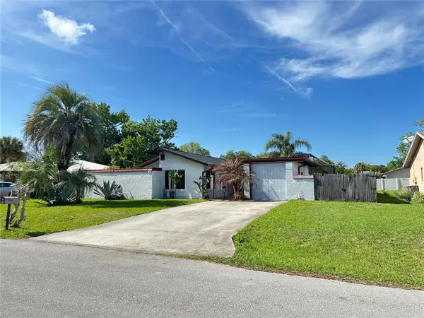 27 Farmbrook Lane, PALM COAST, FL 32137