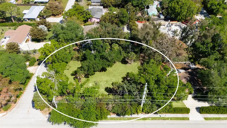 4717 Crystal Avenue, Sarasota, FL 34231 - #3