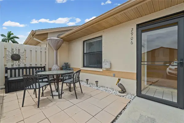 2906 64th Street W #106, BRADENTON, FL 34209