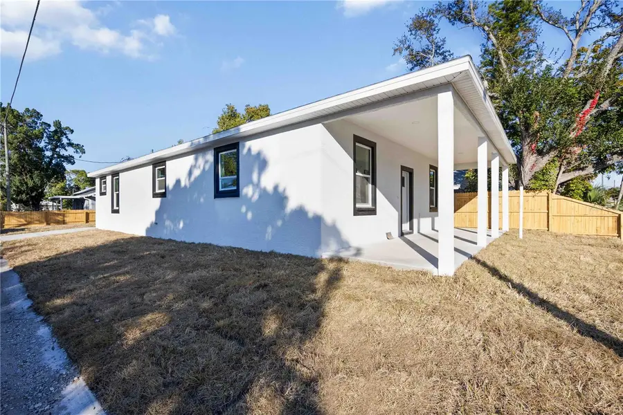 520 12th Avenue W, Bradenton, FL 34205 - #3