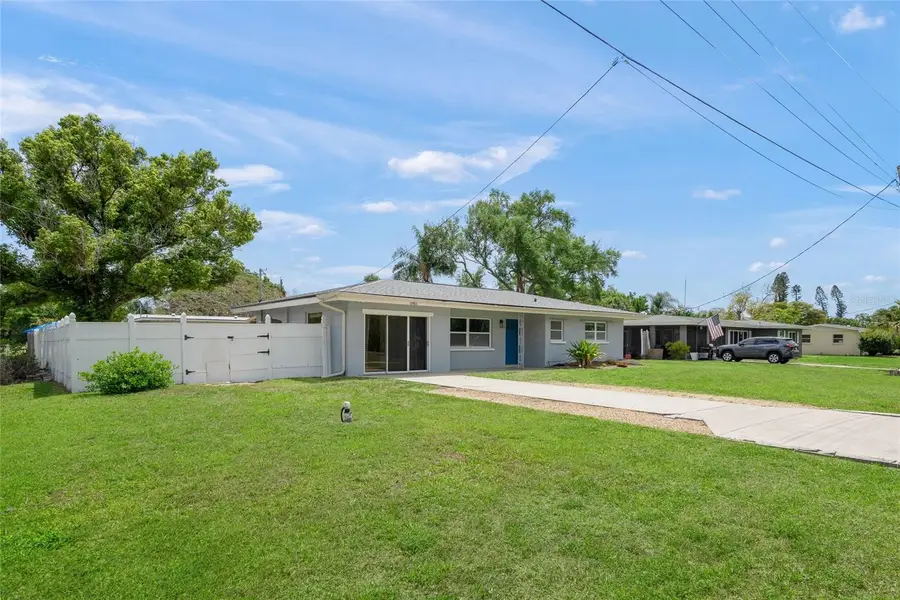 5903 Murdock Avenue, Sarasota, FL 34231 - #3