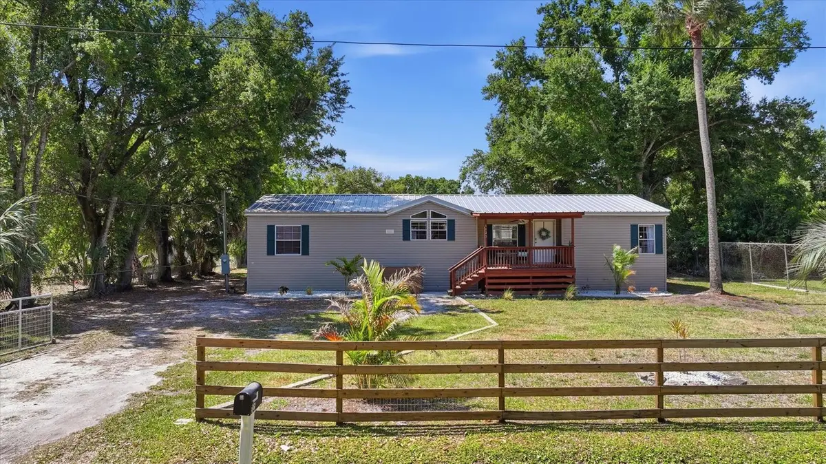 6125 Shirley Avenue, Gibsonton, FL 33534 - #1