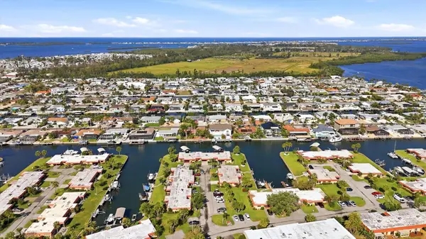 9528 Antiqua Cove #9528, BRADENTON, FL 34210