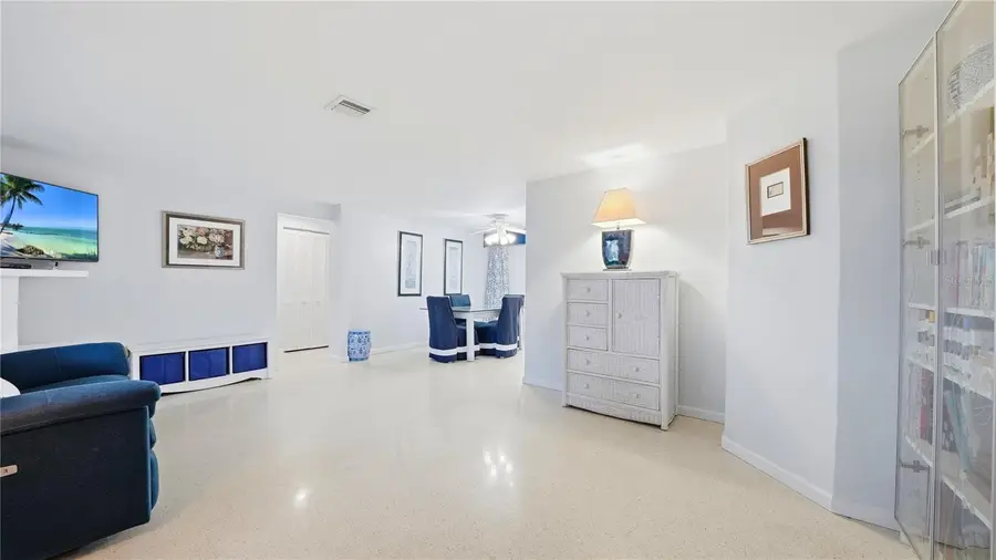 520 Glen Oak Road, Venice, FL 34292 - #2