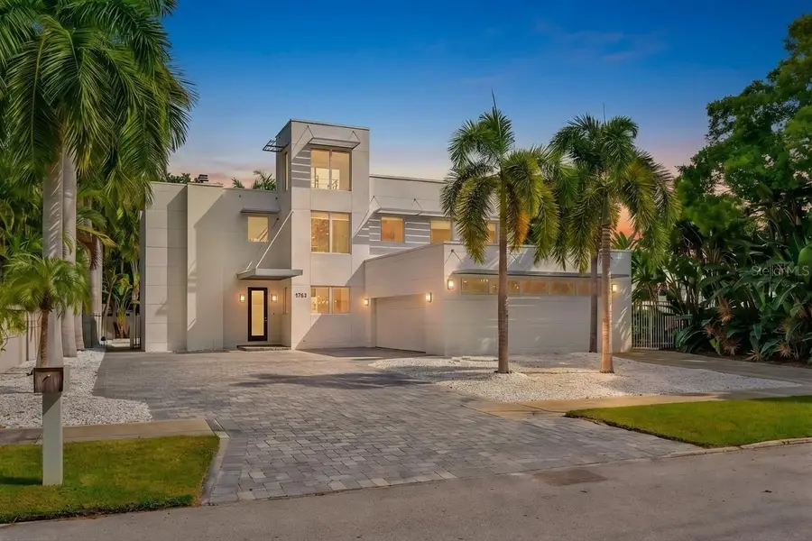 1751 Hawthorne Street, Sarasota, FL 34239 - #2