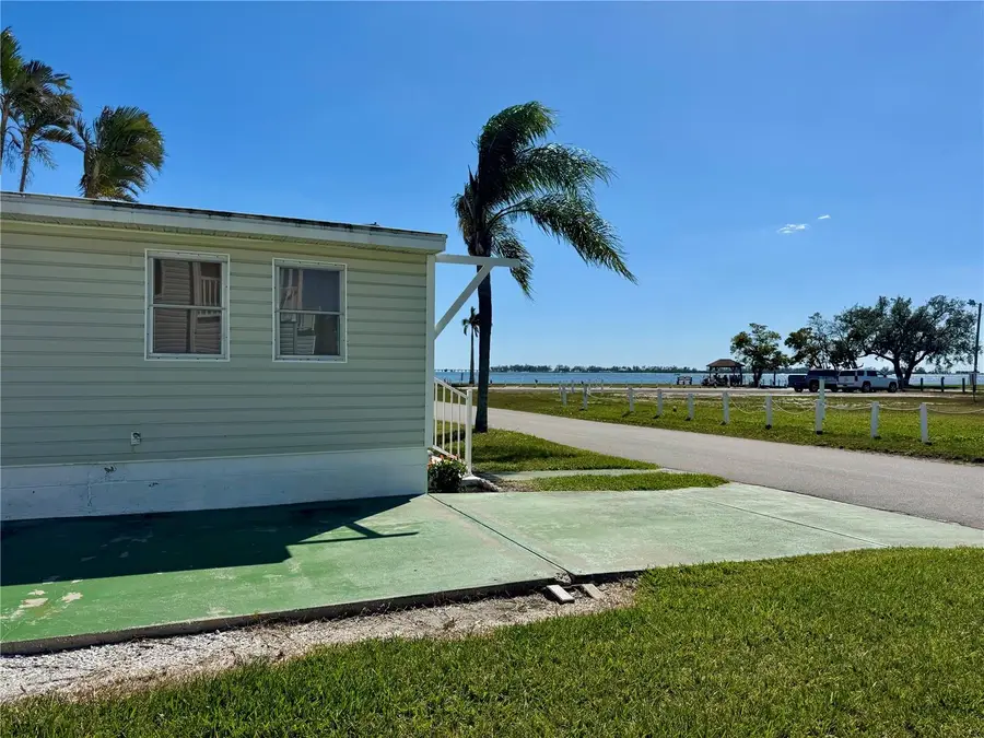 8 6th Street, Bradenton, FL 34210 - #3