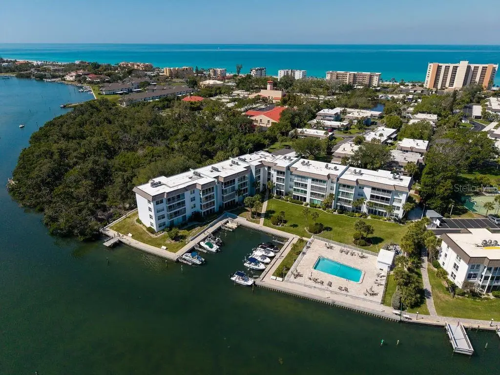 600 Sutton Place #B302, Longboat Key, FL 34228 - #1