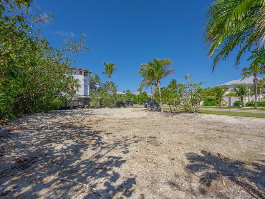 720 Broadway Street, Longboat Key, FL 34228 - #3