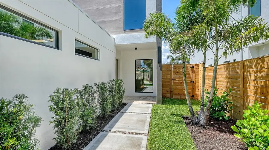 2225 Florinda Street, Sarasota, FL 34231 - #3