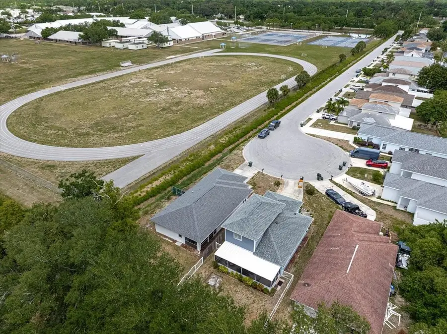 5633 Colony Lake Lane, Sarasota, FL 34233 - #2