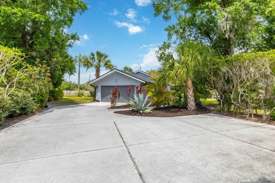 8021 Timber Lake Lane, Sarasota, FL 34243 - #3