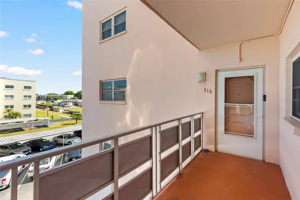 5623 80th Street N #316, ST PETERSBURG, FL 33709