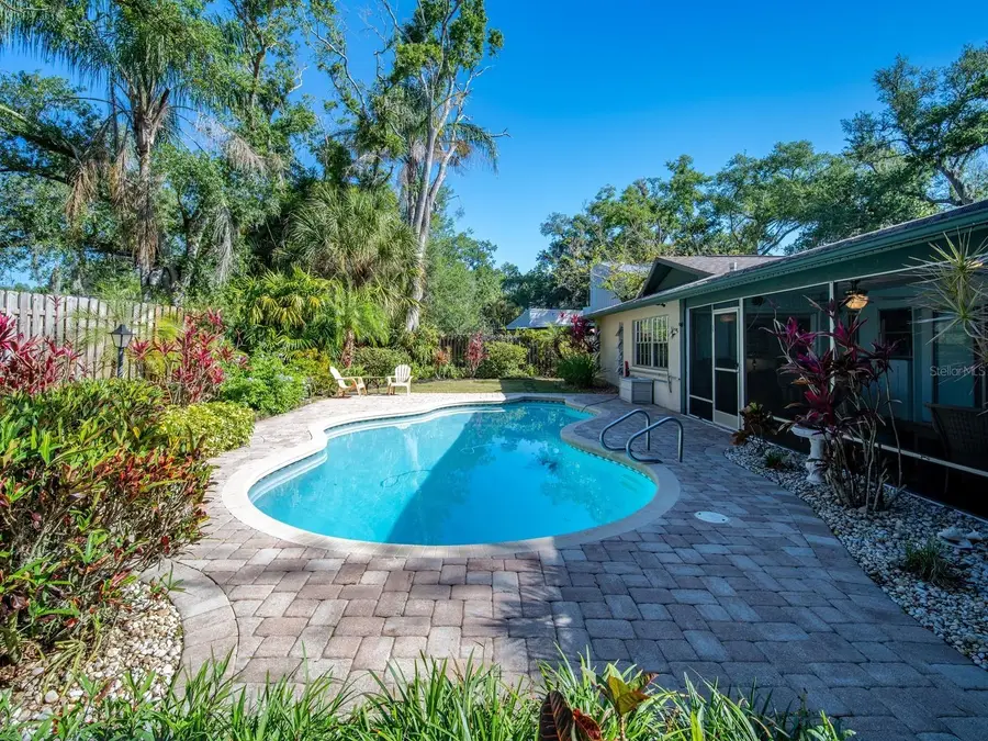 2120 Robinson Avenue, Sarasota, FL 34232 - #3