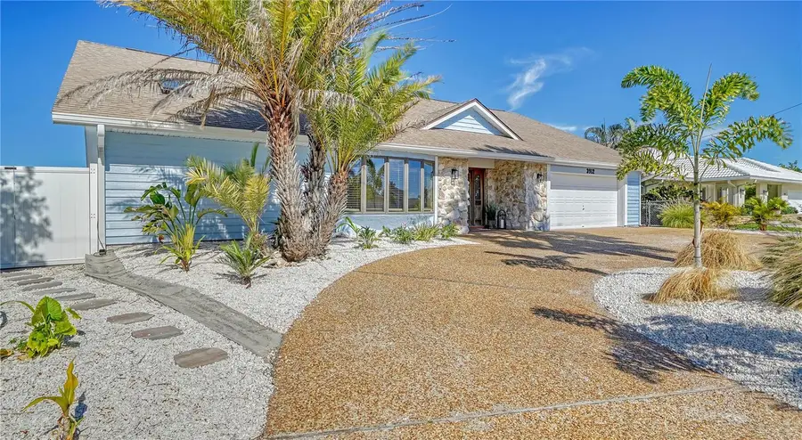 3912 99th Street W, Bradenton, FL 34210 - #2