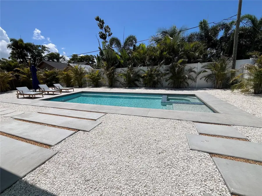 2306 Valencia Drive, Sarasota, FL 34239 - #2