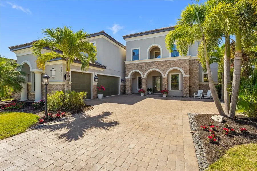 5301 Greenbrook Drive, Sarasota, FL 34238 - #2