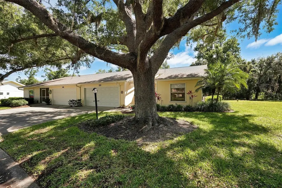 3925 Oakhurst Boulevard, Sarasota, FL 34233 - #2