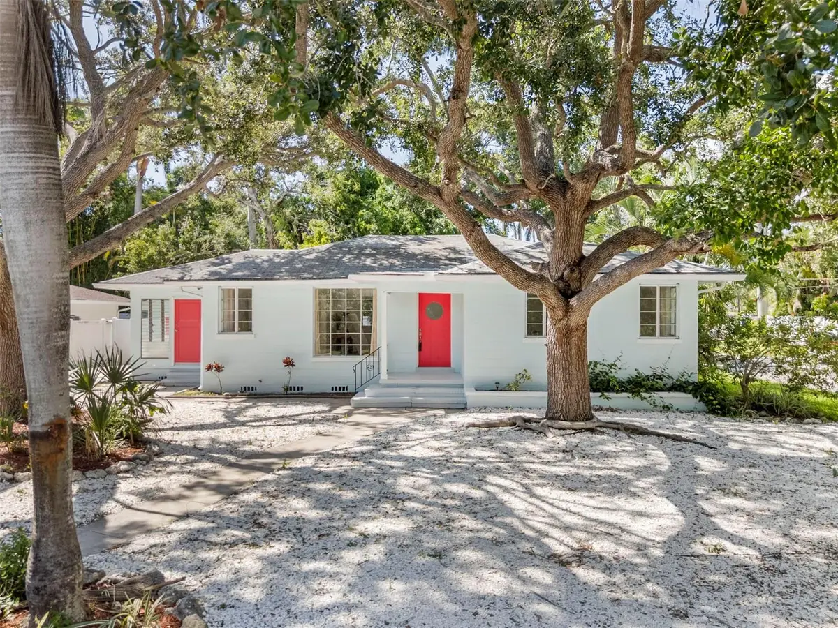 2002 Virginia Drive, Bradenton, FL 34205 - #1