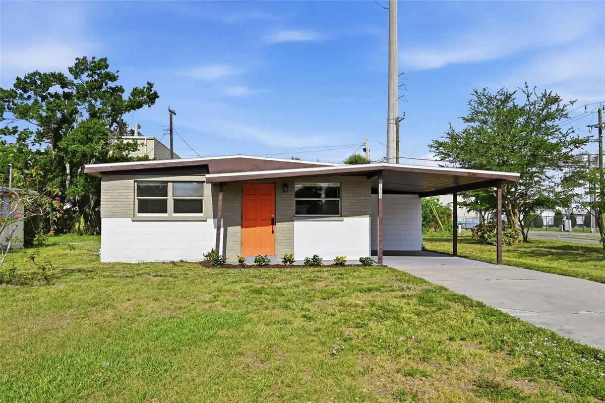 1302 14th Street E, Bradenton, FL 34208 - #1