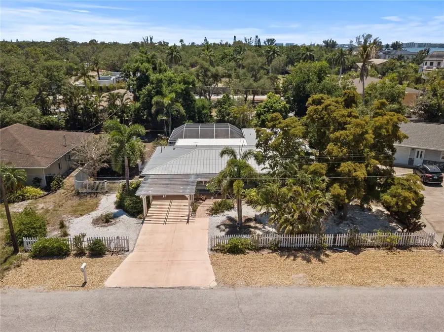 7860 Holiday Drive, Sarasota, FL 34231 - #3