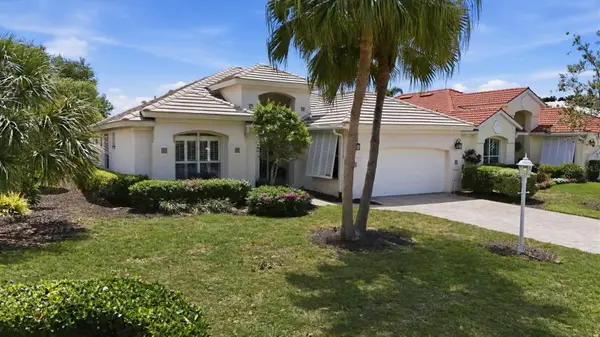 8025 Hampton Court, UNIVERSITY PARK, FL 34201