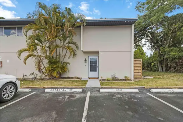 1125 Longfellow Way #125-B, SARASOTA, FL 34243