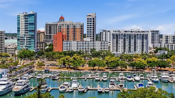 33 S Gulfstream Avenue #704, SARASOTA, FL 34236