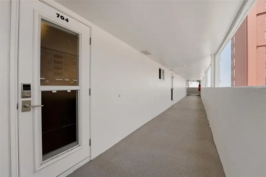 33 S Gulfstream Avenue #704, Sarasota, FL 34236 - #2