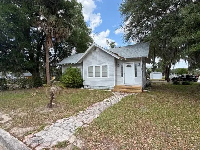 373 E Waldo Street, Groveland, FL 34736 - #1