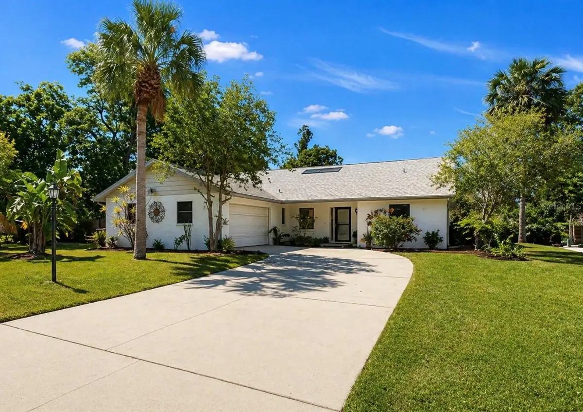 948 Winter Garden Drive, Sarasota, FL 34243 - #1