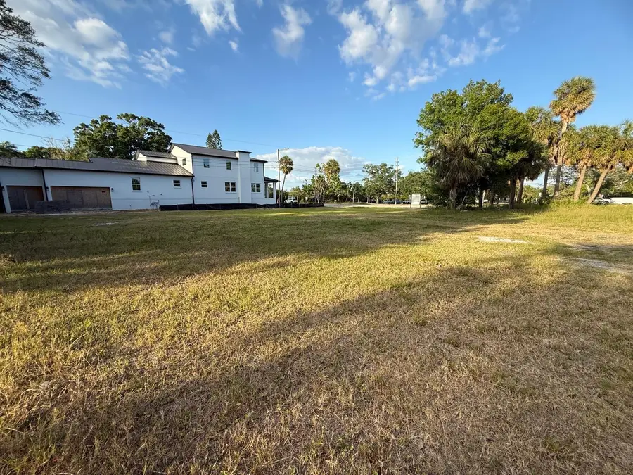 3733 6th Street S, Saint Petersburg, FL 33705 - #3