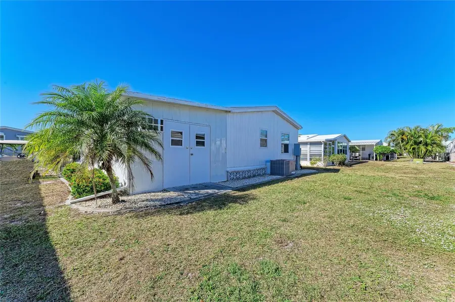8 S Buena Vista Avenue, Englewood, FL 34223 - #3