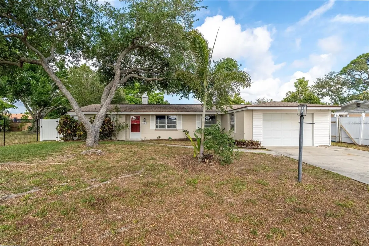 7464 Cass Circle, Sarasota, FL 34231 - #1