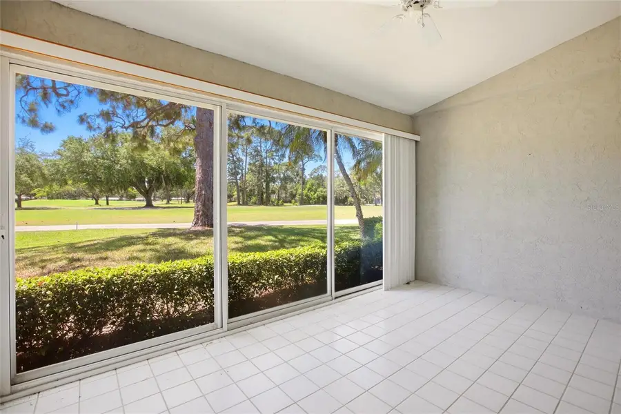 5576 Country Club Way #5576, Sarasota, FL 34243 - #2