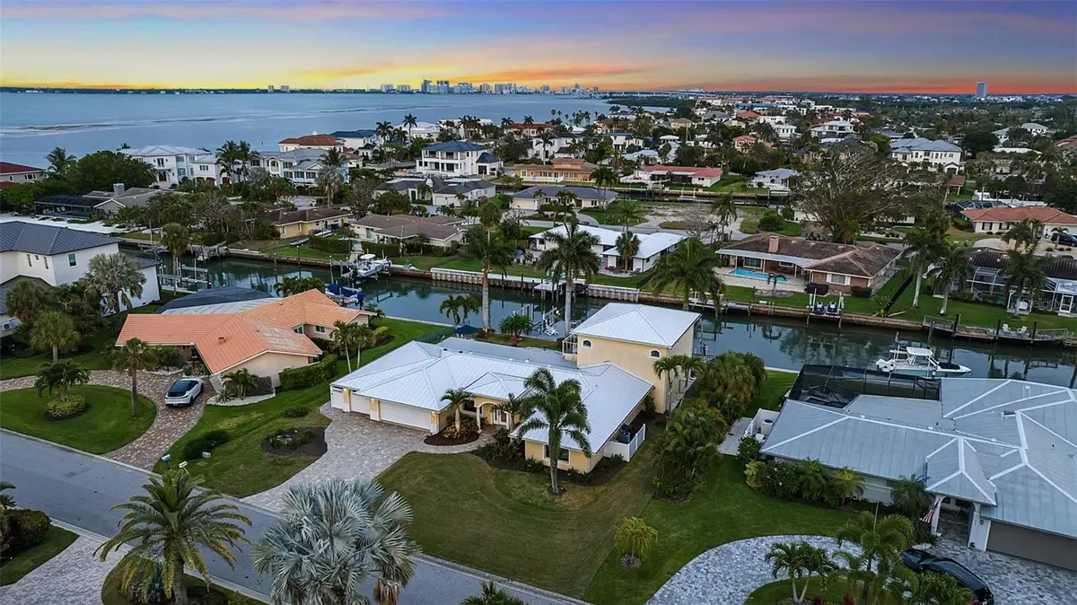 524 Hornblower Lane, Longboat Key, FL 34228 - #1