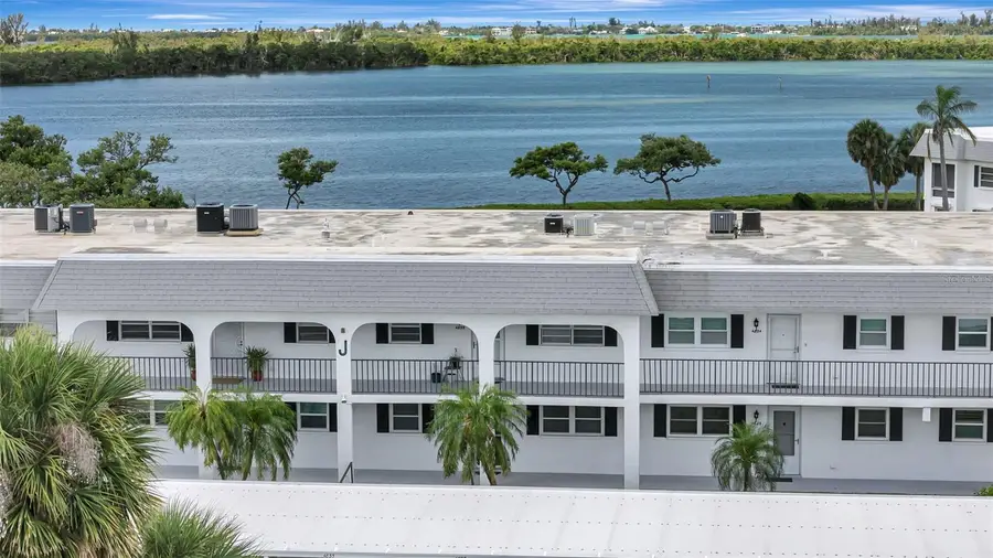 4835 Independence Drive, Bradenton, FL 34210 - #2