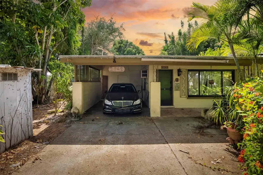 2742 S East Avenue, Sarasota, FL 34239 - #3