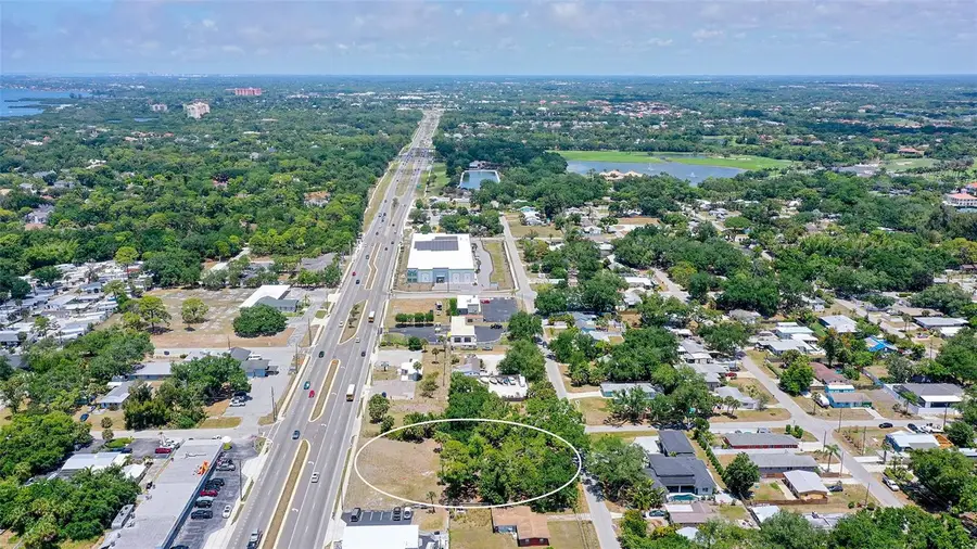 168 N Tamiami Trail, Osprey, FL 34229 - #2