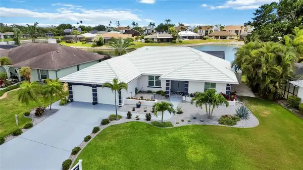 8712 53rd Avenue W, BRADENTON, FL 34210