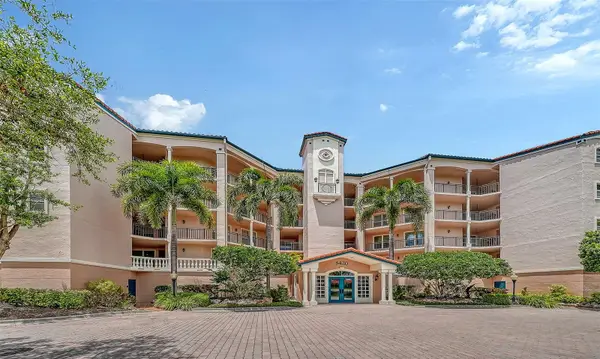 5420 Eagles Point Circle #402, SARASOTA, FL 34231