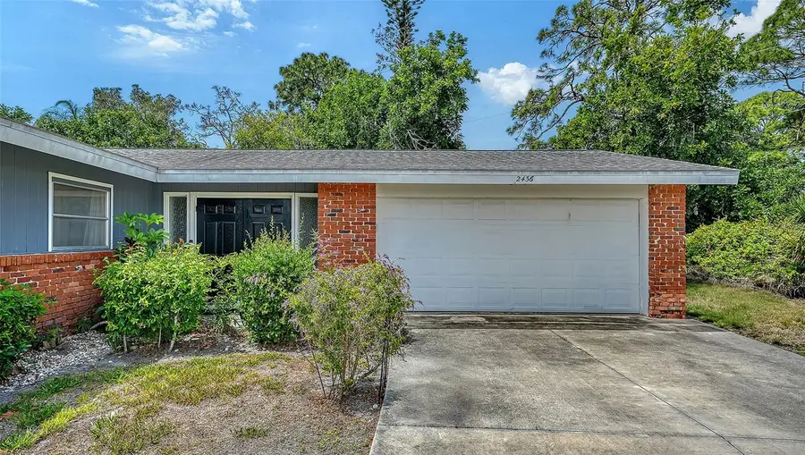 2436 Breakwater Circle, Sarasota, FL 34231 - #3