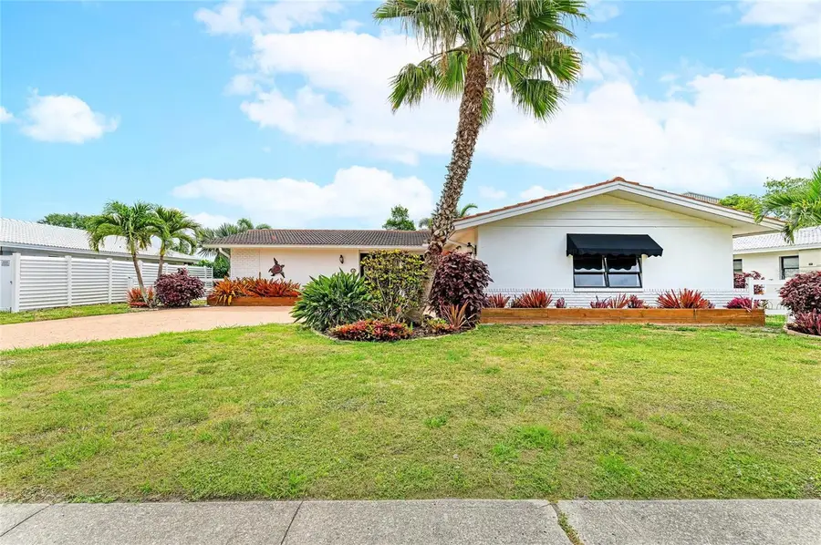 7113 Antigua Place, Sarasota, FL 34231 - #3