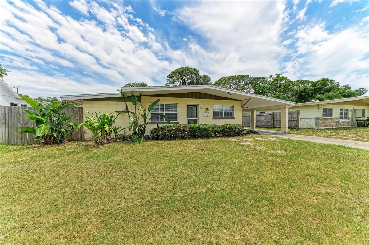 2564 Wood Street, Sarasota, FL 34237 - #1