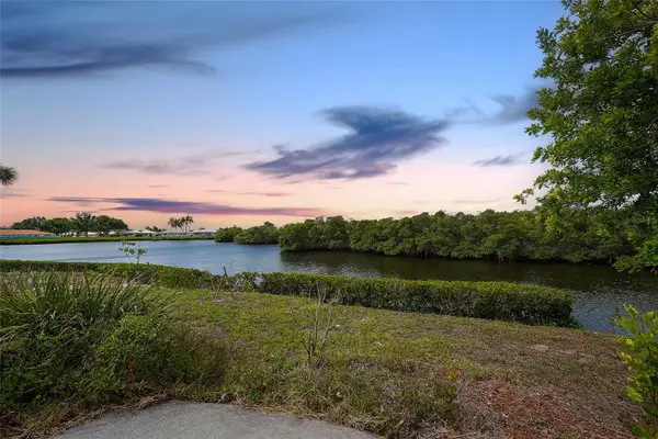 3810 Joyce Drive, BRADENTON, FL 34208