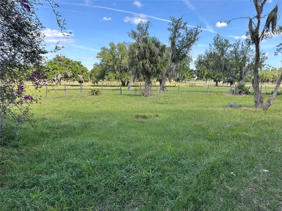 4090 Carlton Road, Sarasota, FL 34240 - #3