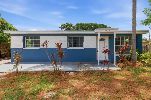 3719 Papai Drive, SARASOTA, FL 34232