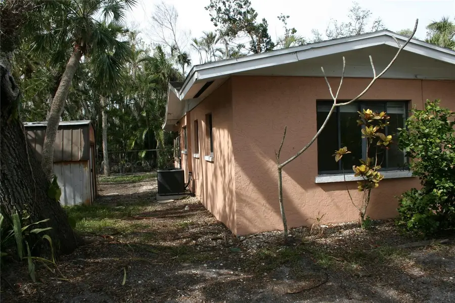 144 Garden Lane, Sarasota, FL 34242 - #2