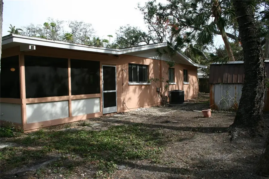 144 Garden Lane, Sarasota, FL 34242 - #3