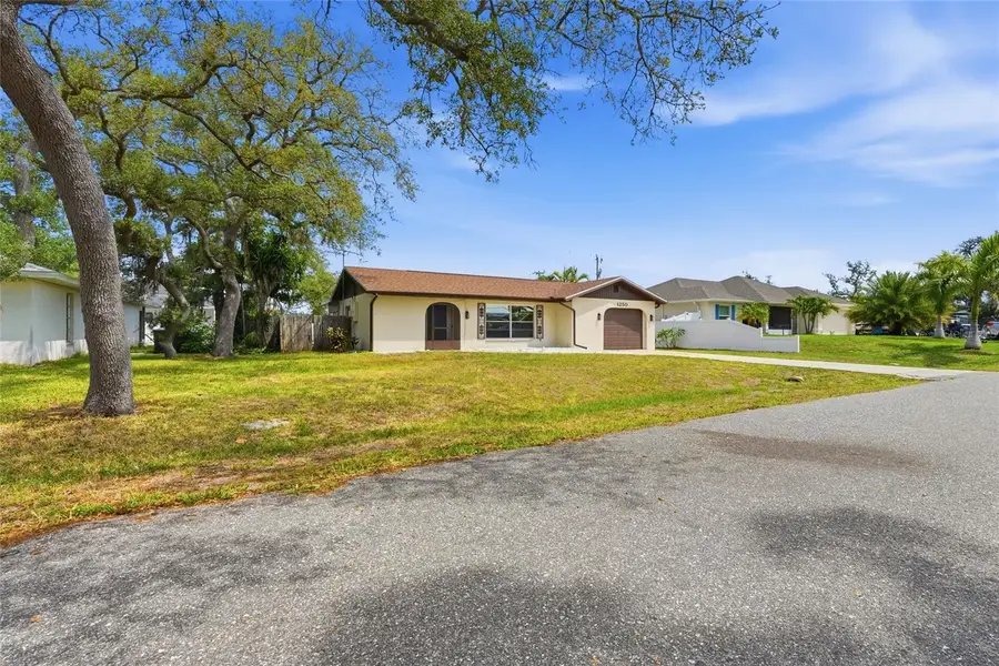 1250 Horizon Road, Venice, FL 34293 - #2