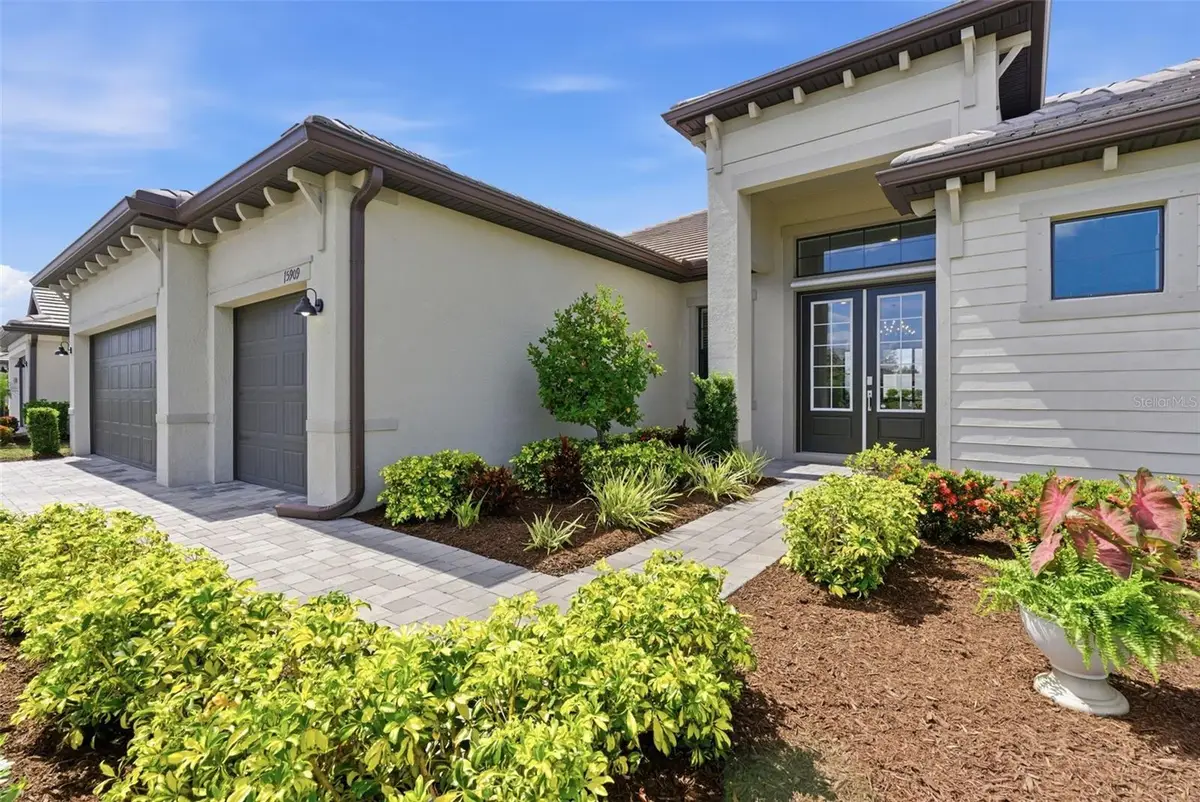 15909 Tradewind Terrace, Lakewood Ranch, FL 34211 - #1